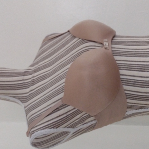 Victoria's Secret Tan Lined Demi Double Convertible Underwire Bra Size 34C - Picture 10 of 13